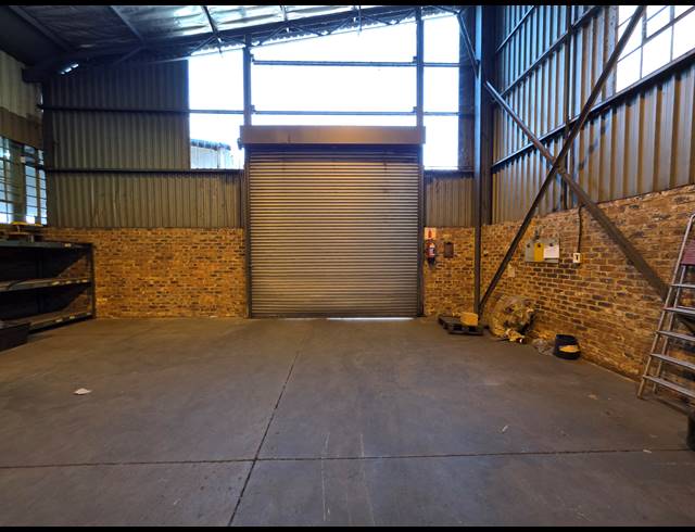 1,487M² WAREHOUSE FOR SALE IN BOOYSENS RESERVE